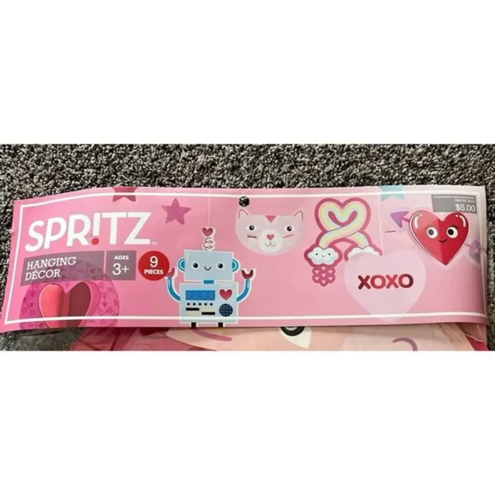NWOT spritz large hanging decor‎ Valentine's Day